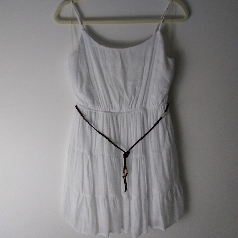 NWT No Boundaries White Shabby Chic Ruffle Size M
